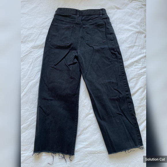 Aritzia Wilfred Free Cropped Wide-Leg Black Pant - Size 0, 25" Inseam - Picture 2 of 2